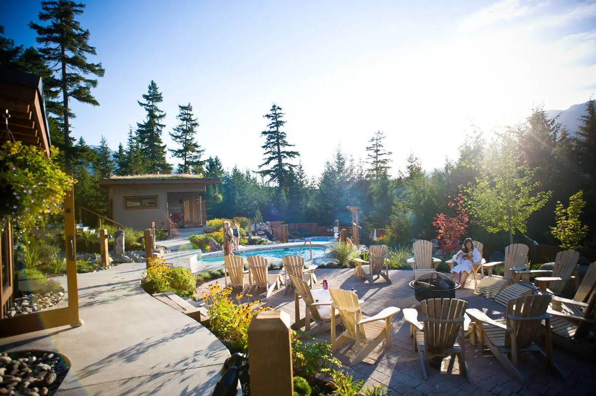 Scandinave Spa Whistler — outdoor thermal pools